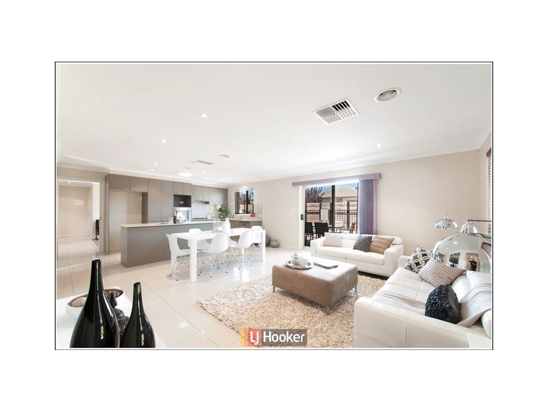 30 Bettie McNee Street, Watson ACT 2602