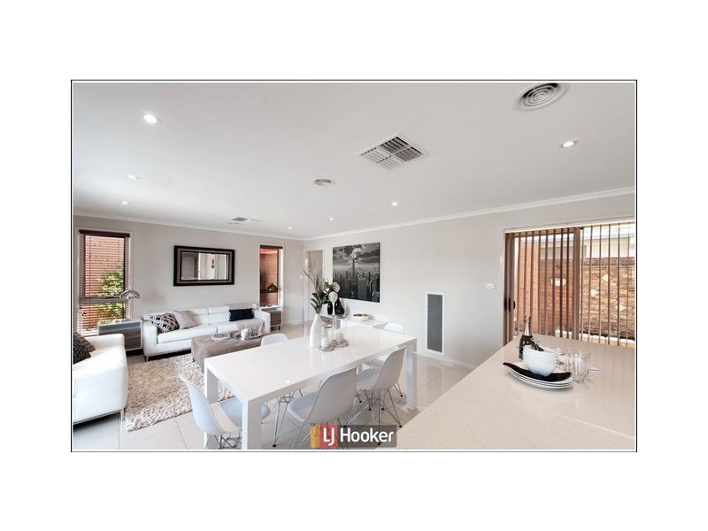 30 Bettie McNee Street, Watson ACT 2602