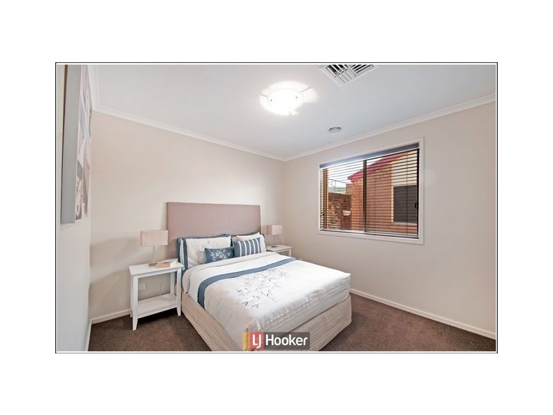 30 Bettie McNee Street, Watson ACT 2602