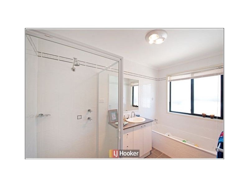2 Ikara Close, Dunlop ACT 2615