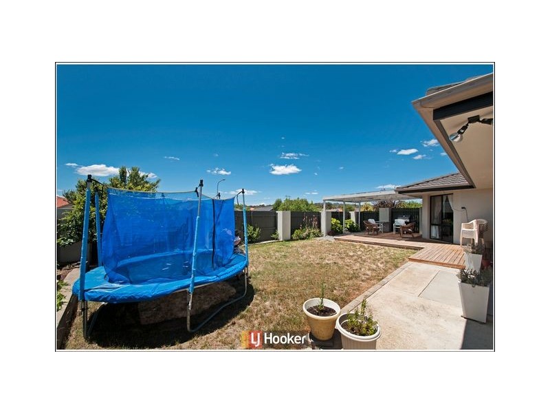 2 Ikara Close, Dunlop ACT 2615