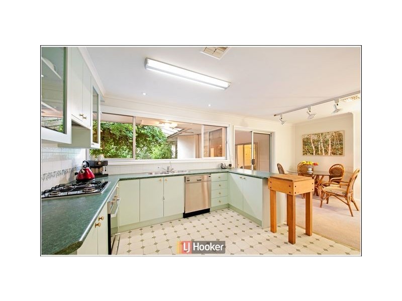 112 Rivett Street, Hackett ACT 2602