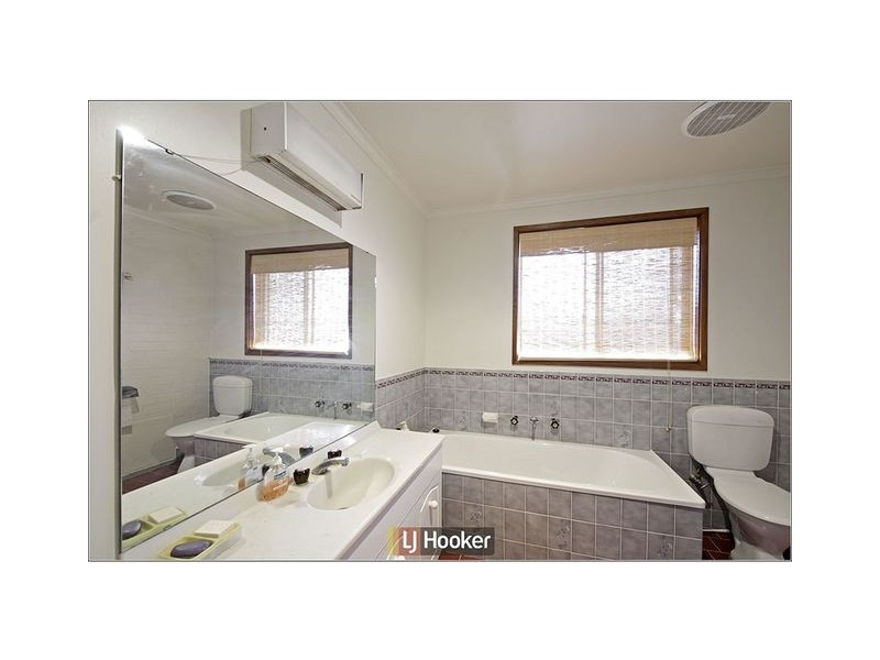 24/124 De Burgh Street, Lyneham ACT 2602