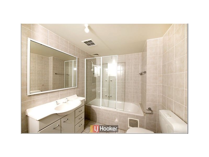9/20 Federal Highway, Watson ACT 2602