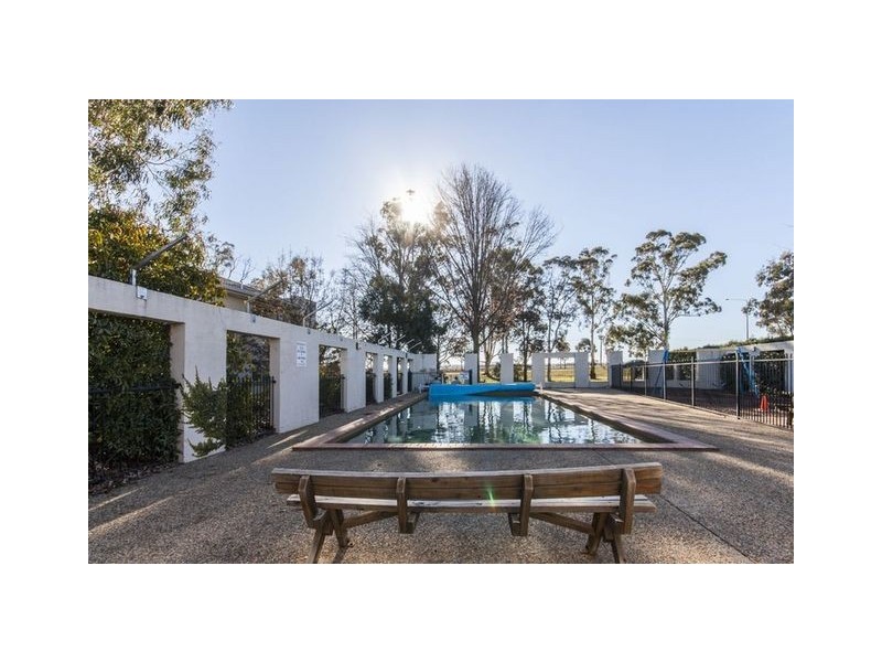 9/20 Federal Highway, Watson ACT 2602