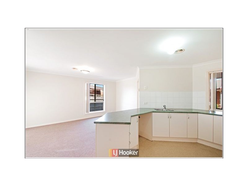 2/6 Edith Place, Amaroo ACT 2914