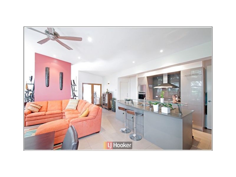 54 Mary Kitson Street, Watson ACT 2602