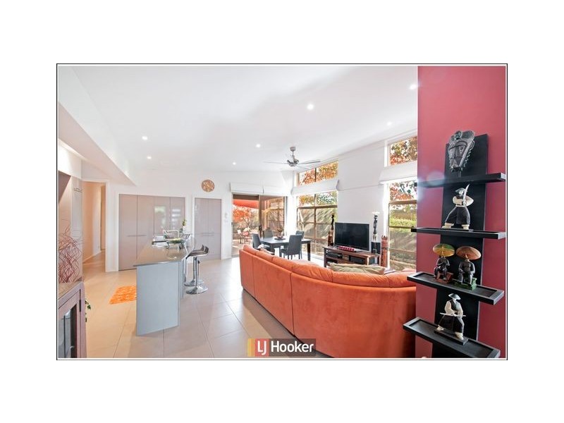 54 Mary Kitson Street, Watson ACT 2602