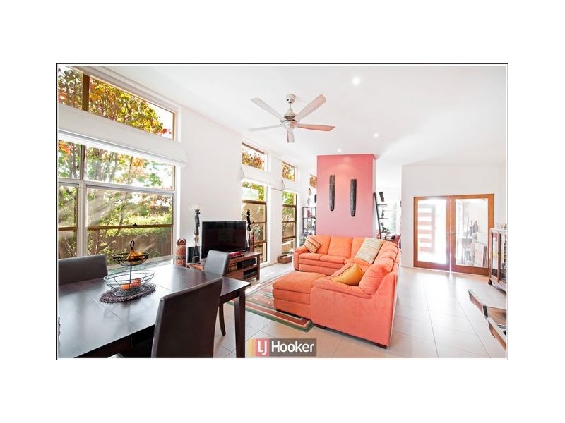 54 Mary Kitson Street, Watson ACT 2602