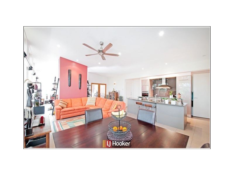 54 Mary Kitson Street, Watson ACT 2602
