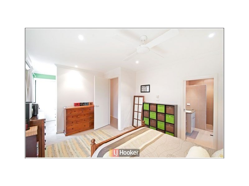 54 Mary Kitson Street, Watson ACT 2602
