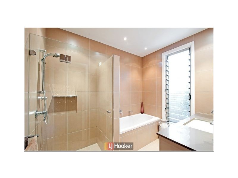 54 Mary Kitson Street, Watson ACT 2602