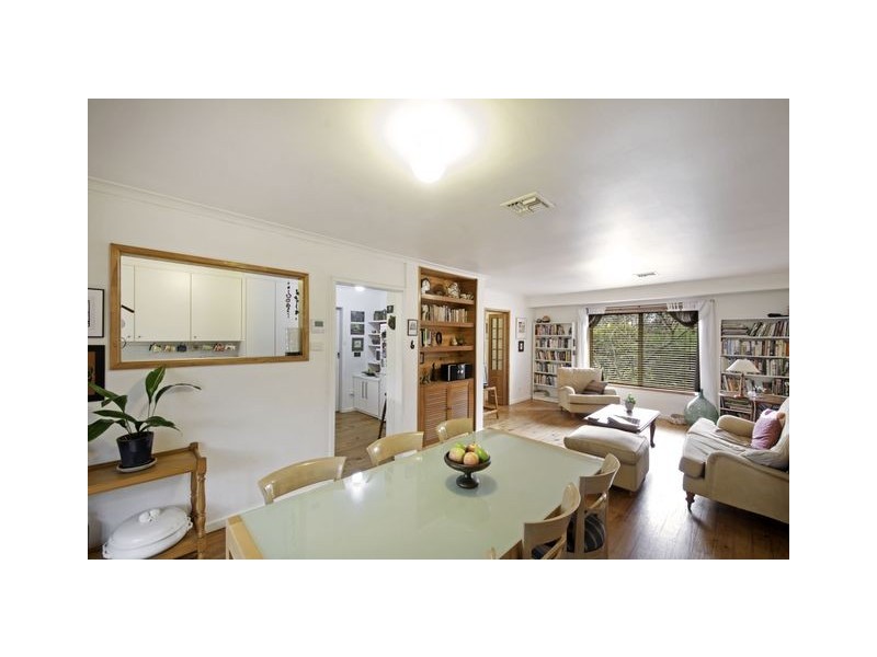 132 Cowper Street, Dickson ACT 2602