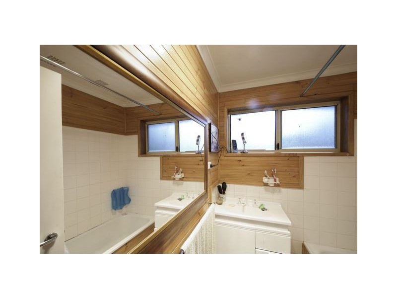 132 Cowper Street, Dickson ACT 2602