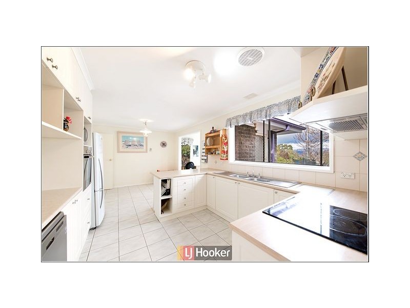 4 Mackay Crescent, Kambah ACT 2902