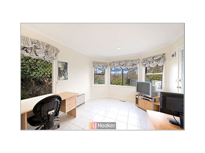 4 Mackay Crescent, Kambah ACT 2902