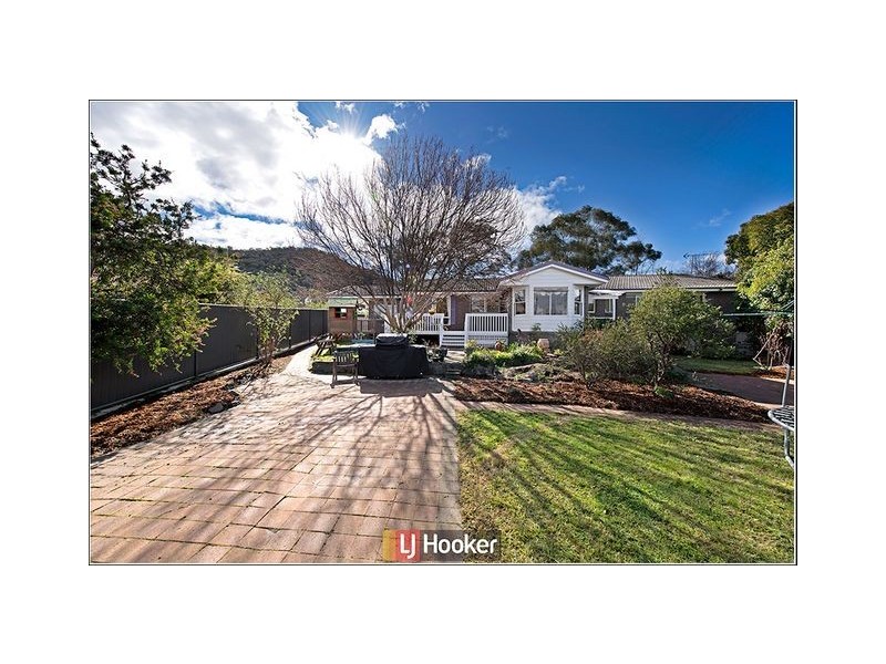 4 Mackay Crescent, Kambah ACT 2902