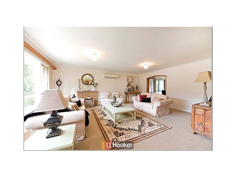 8 Richards Street, Hackett ACT 2602