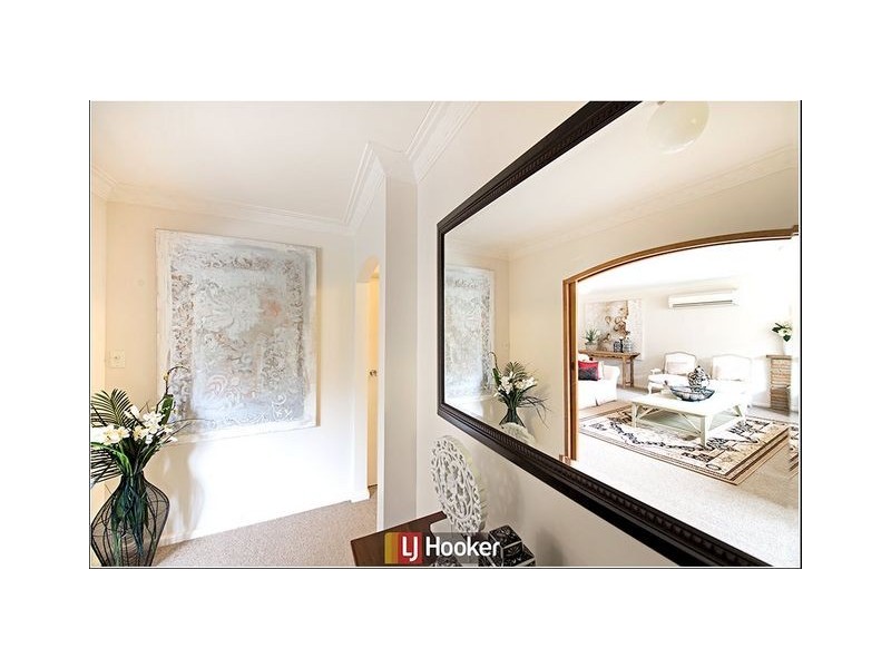 8 Richards Street, Hackett ACT 2602