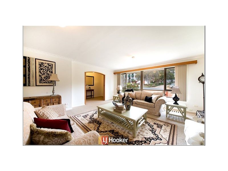 8 Richards Street, Hackett ACT 2602