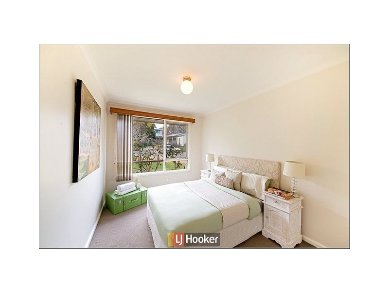 8 Richards Street, Hackett ACT 2602