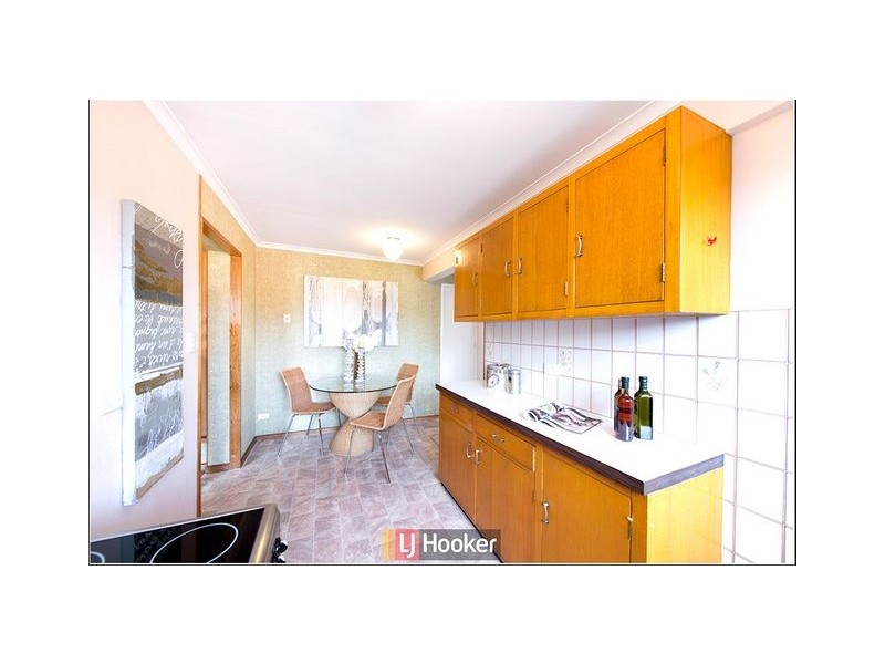 8 Richards Street, Hackett ACT 2602