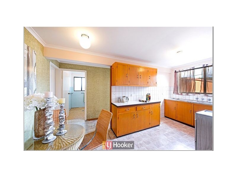 8 Richards Street, Hackett ACT 2602
