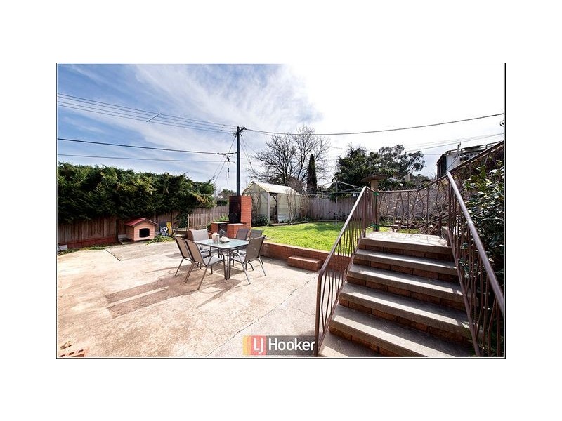 8 Richards Street, Hackett ACT 2602