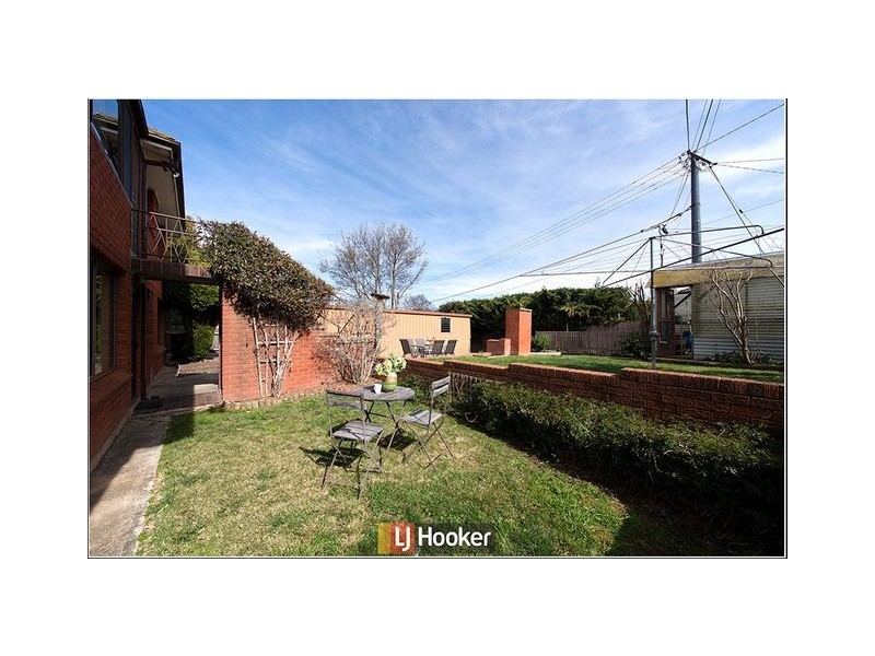 8 Richards Street, Hackett ACT 2602