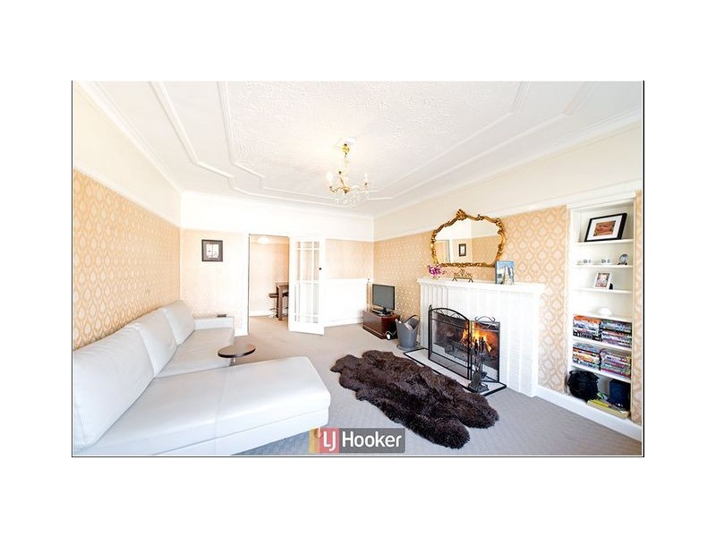 8/11 Bourke Street, Barton ACT 2600