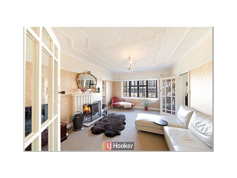 8/11 Bourke Street, Barton ACT 2600