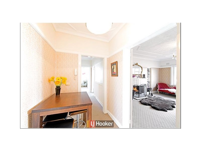 8/11 Bourke Street, Barton ACT 2600