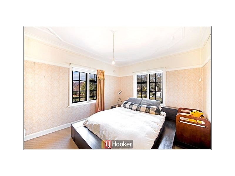 8/11 Bourke Street, Barton ACT 2600