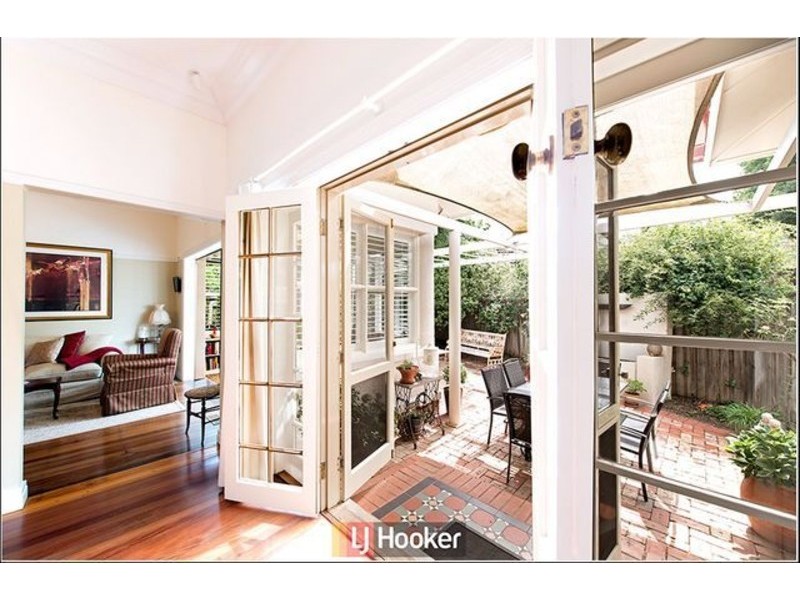 64 Coranderrk Street, Reid ACT 2612