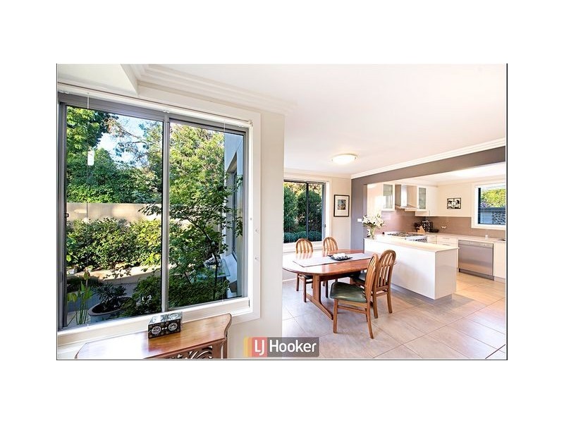 13 Selwyn Street, Hackett ACT 2602
