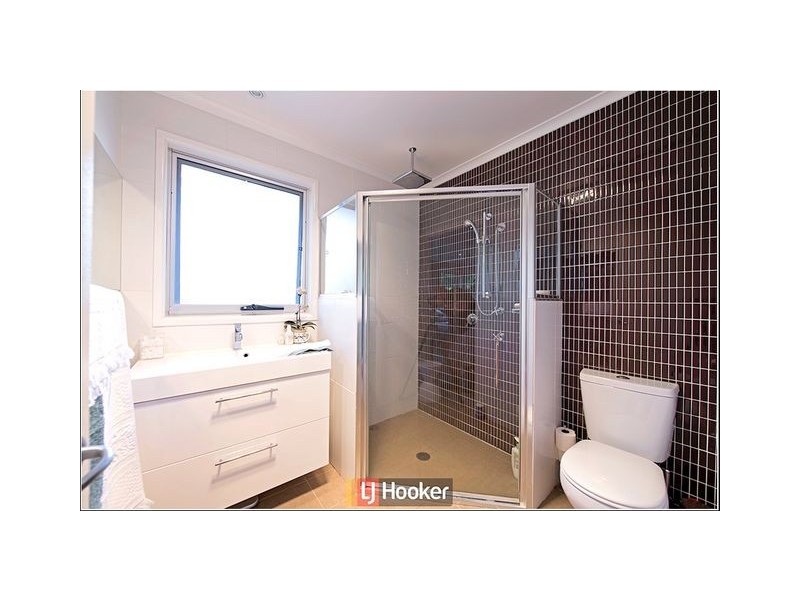 13 Selwyn Street, Hackett ACT 2602