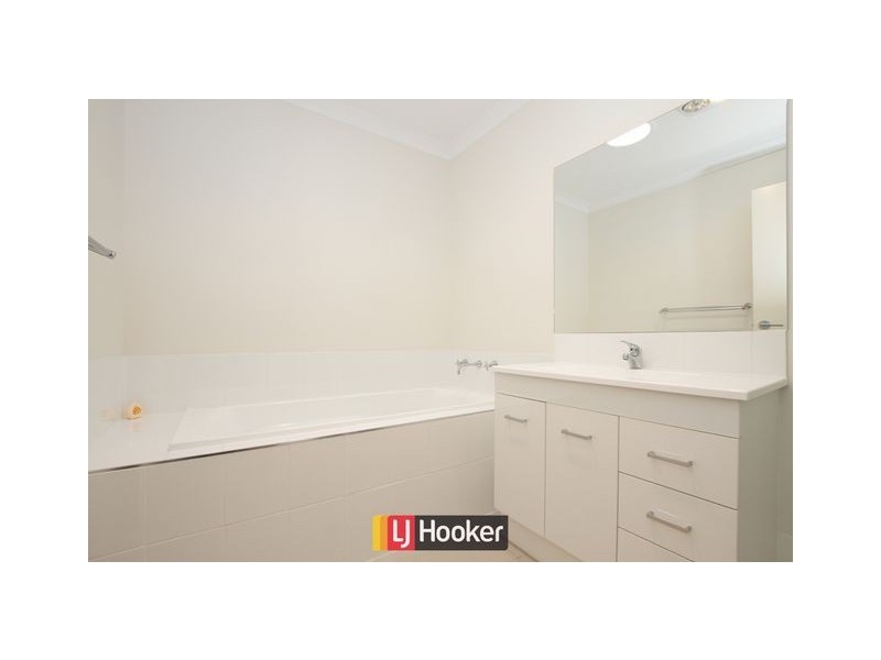 67 Ian Nicol Street, Watson ACT 2602