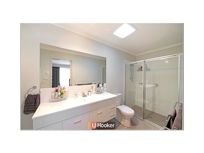 68 Aspinall Street, Watson ACT 2602