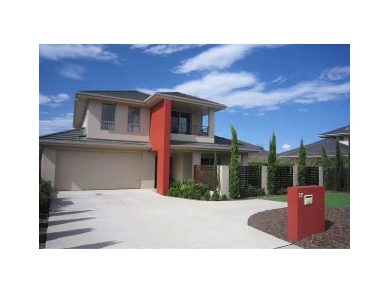 37 Nullarbor Avenue, Franklin ACT 2913