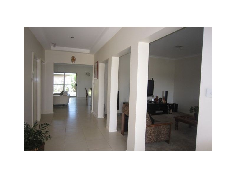 37 Nullarbor Avenue, Franklin ACT 2913