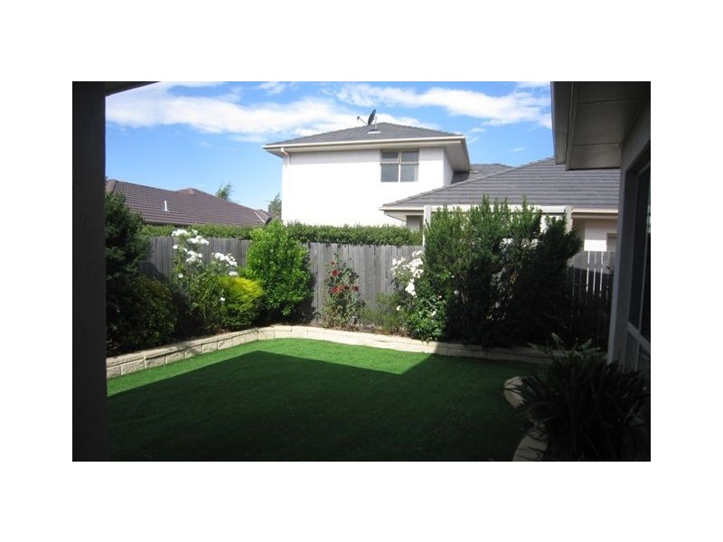 37 Nullarbor Avenue, Franklin ACT 2913