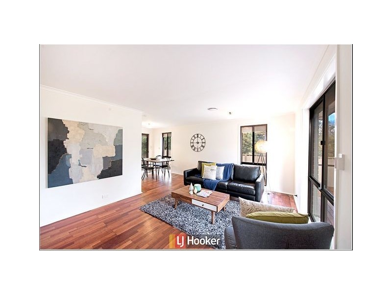 9 Rayner Place, Mckellar ACT 2617
