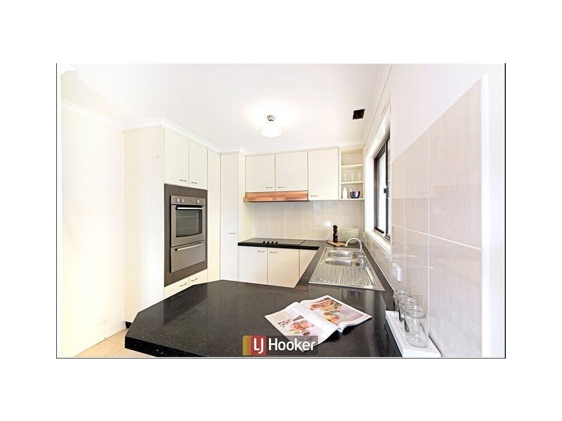 9 Rayner Place, Mckellar ACT 2617