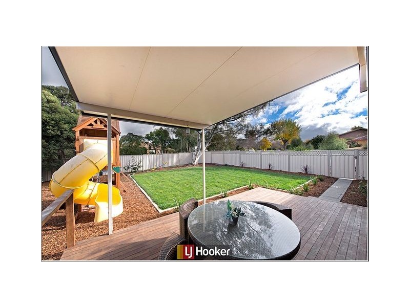 9 Rayner Place, Mckellar ACT 2617
