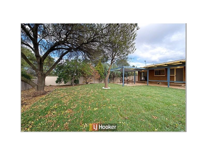 9 Rayner Place, Mckellar ACT 2617