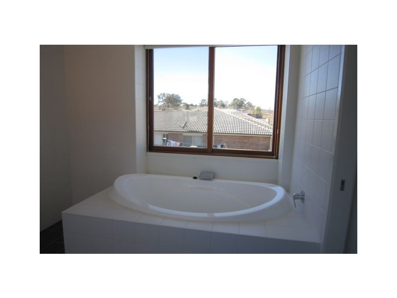 1 Ningaloo, Harrison ACT 2914