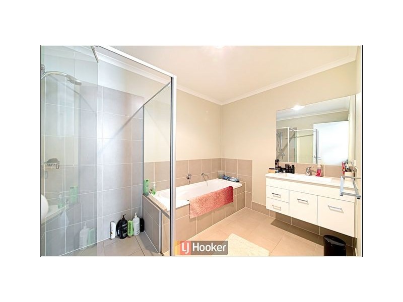 54 Aspinall Street, Watson ACT 2602