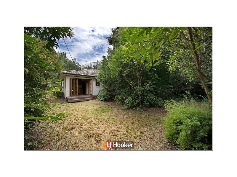 6 Padbury Street, Downer ACT 2602