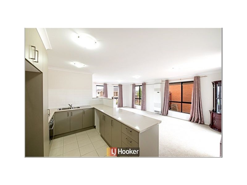 180 Macfarlane Burnet Avenue, Macgregor ACT 2615