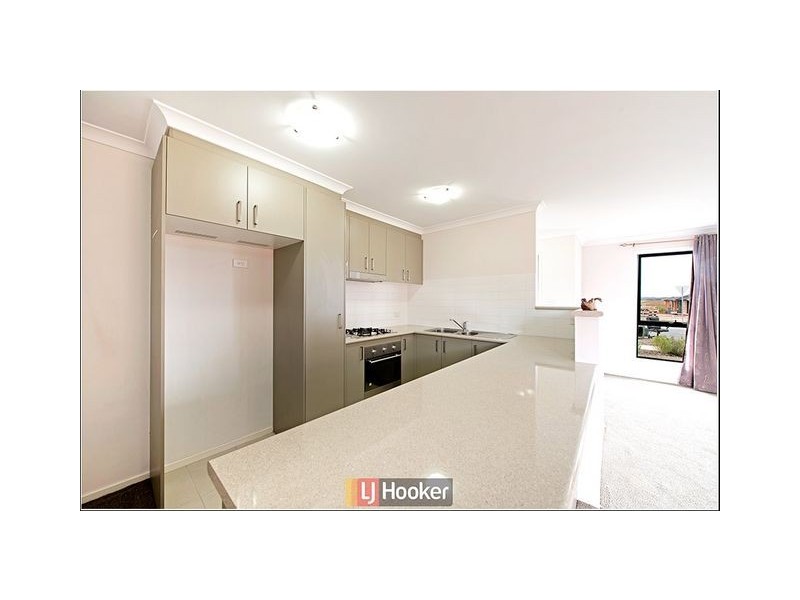 180 Macfarlane Burnet Avenue, Macgregor ACT 2615